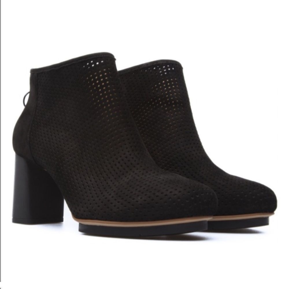 Camper Myriam Perforated Black Heeled Ankle Boots 37‎